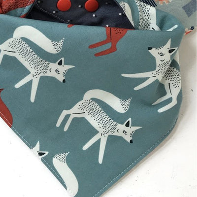 BIRD AND ELEPHANT FOX BIB/BANDANA