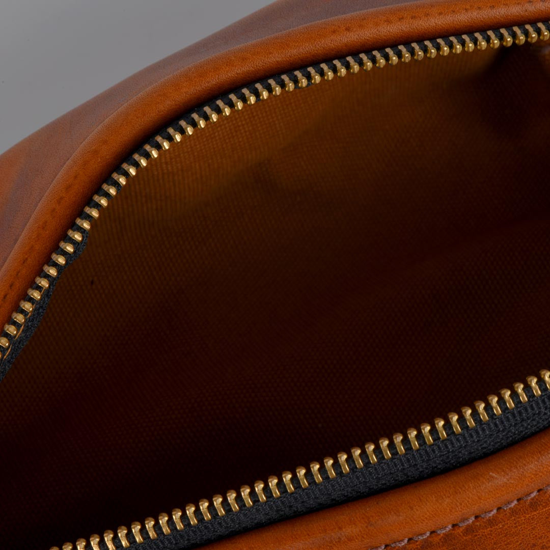 STURDY BROTHERS HORWEEN LEATHER DOPP KIT