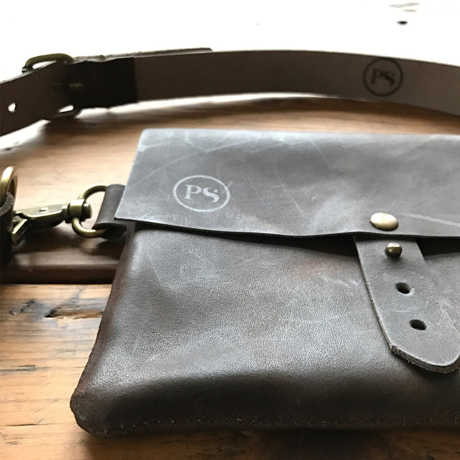 PRETTY SIMPLE LEATHER FESTIVAL BAG IN BROWN