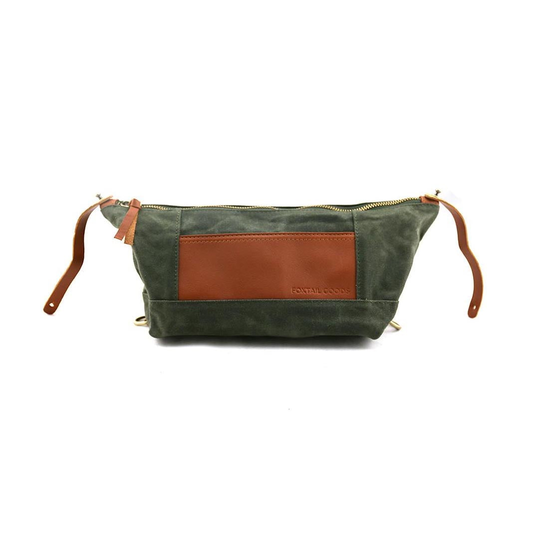 FOXTAIL DOPP KIT IN OLIVE
